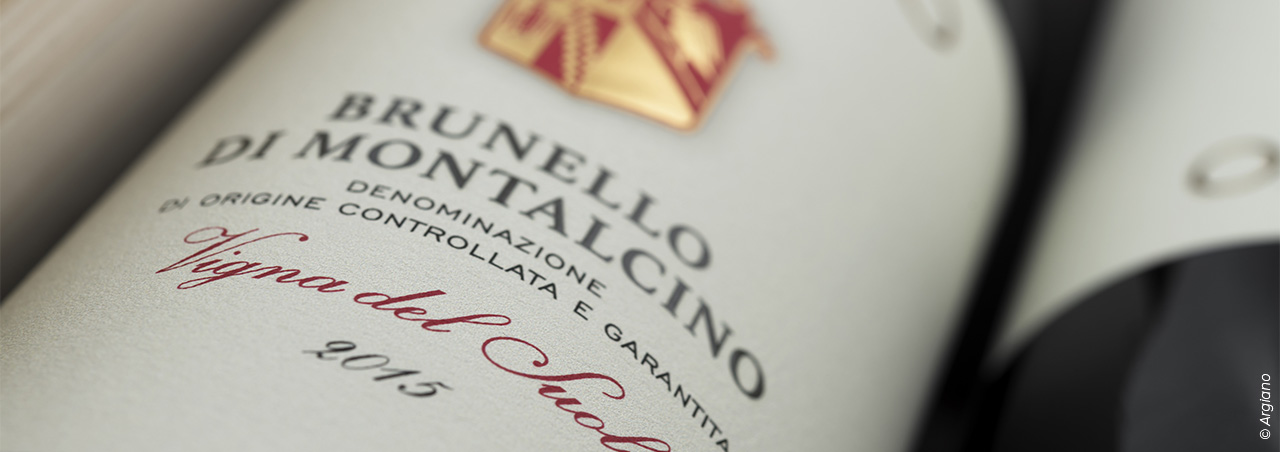 © Argiano, Brunello di Montalcino Jahrgang 2015, Nahaufnahme vom Etikett der Flasche