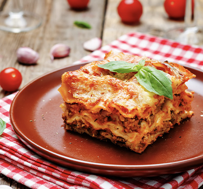 Wein & Lasagne: Unsere Pairing-Tipps zu beliebten Lasagne-Rezepten