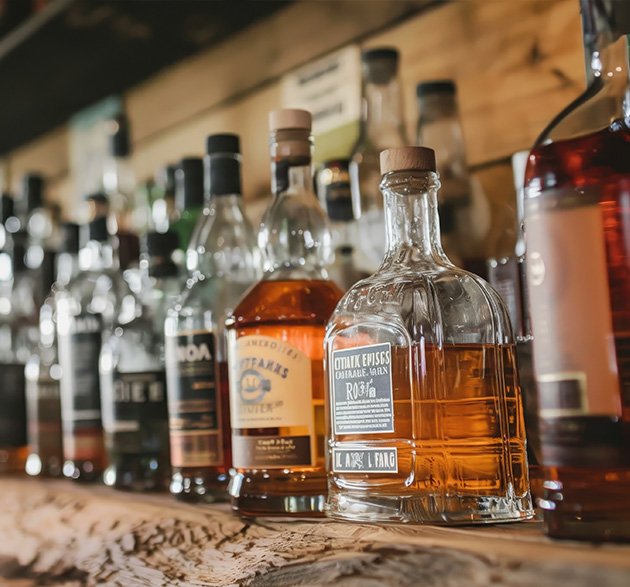 Die wichtigsten Whisky Sorten, von Single Malt Scotch bis zu Bourbon