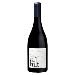 The Hilt : Estate Pinot Noir 2018 The Hilt Millesima DE