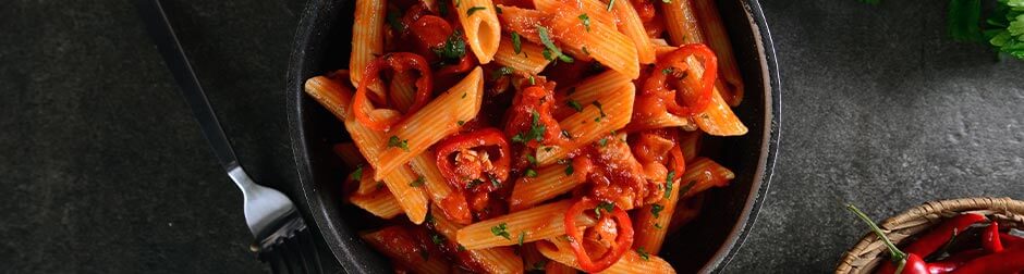 spicy-pasta-wine