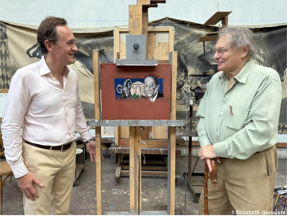 Julien de Beaumarchais de Rothschild and Gérard Garouste on either side of the painting as it is being created in the artist’s studio