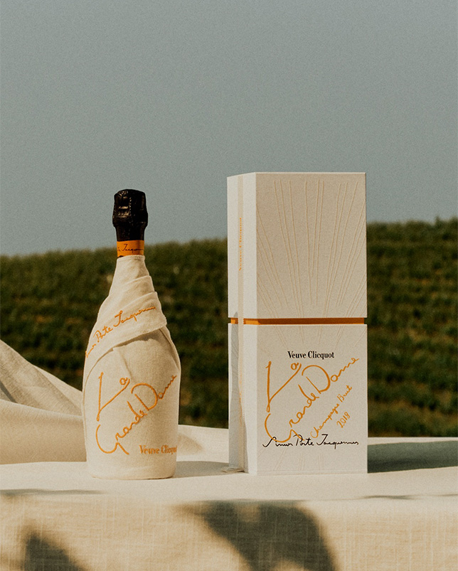 Veuve Clicquot La Grande Dame 2018 Simon Porte Jacquemus