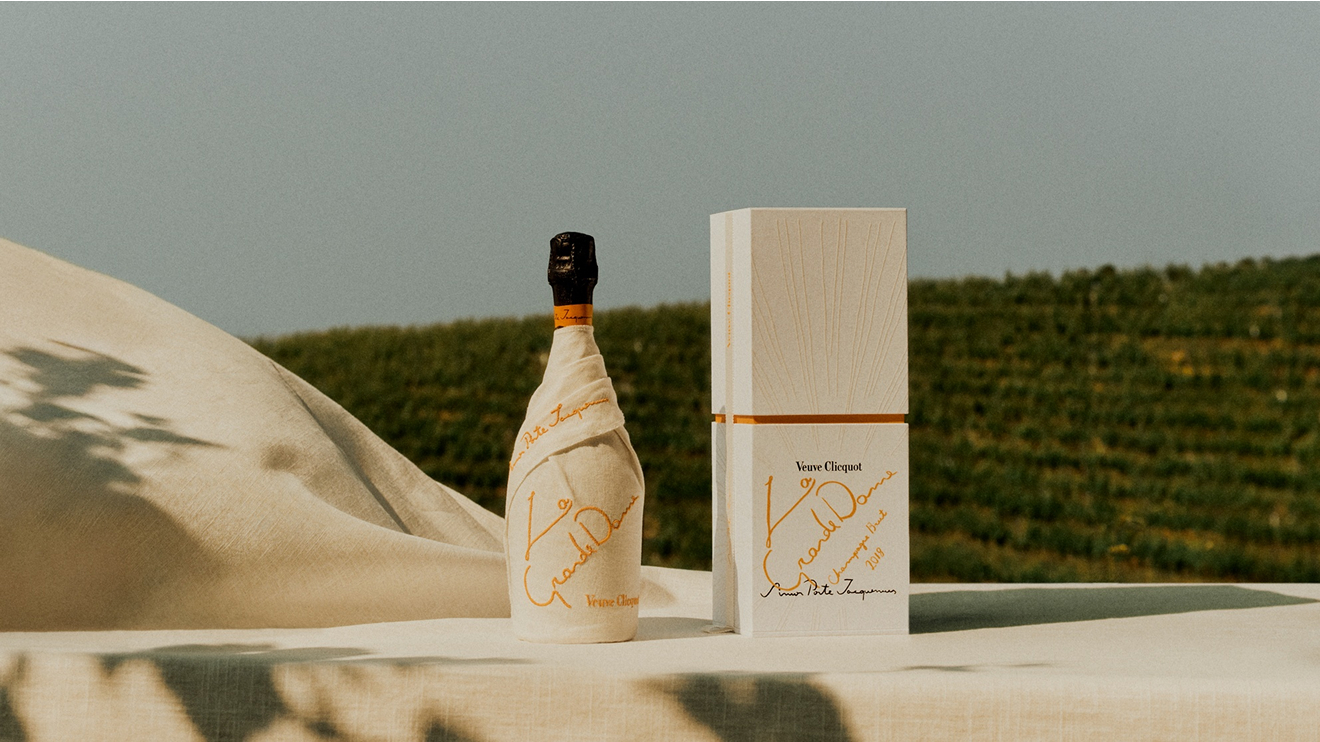 Veuve Clicquot La Grande Dame 2018 Simon Porte Jacquemus