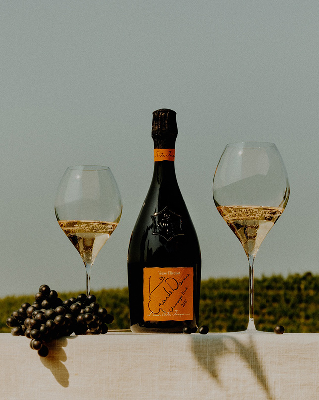 Veuve Clicquot La Grande Dame 2018 Simon Porte Jacquemus