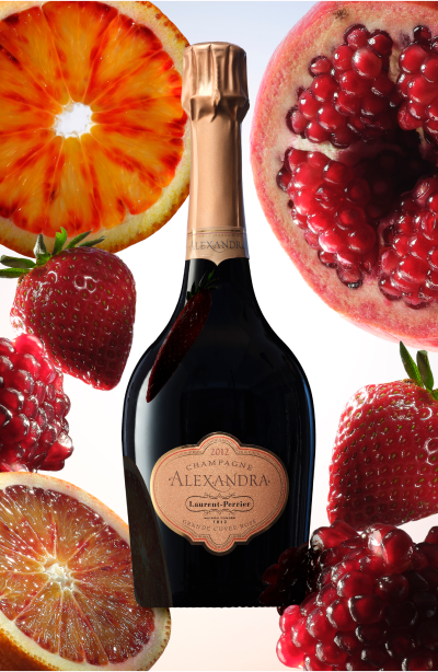 Une bouteille de champagne Alexandra Rosé 2012