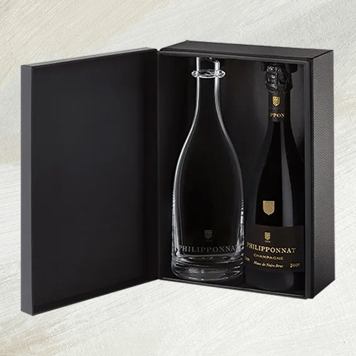 A bottle of champagne Philipponnat Coffret Carafe & Blanc de Noirs 2016